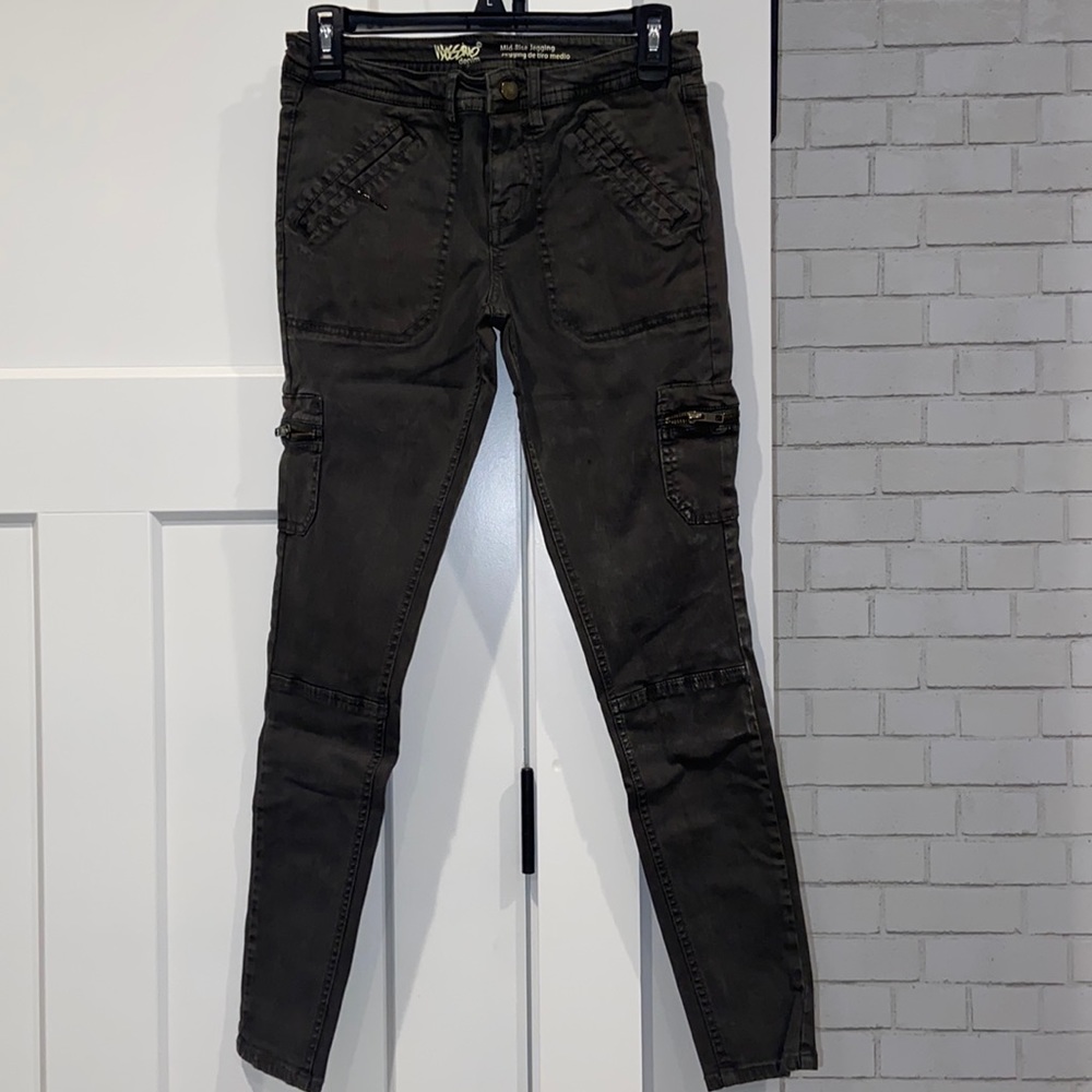 Army green cargo skinny jeans